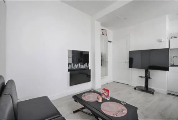 Fantin Latour Studio Confortable 2P Seine Et Tour Eiffel París Apartamento